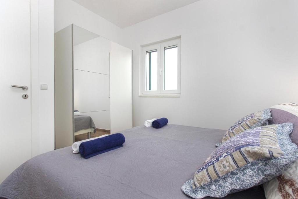 Riva 2 Apartment Krapanj Exterior foto