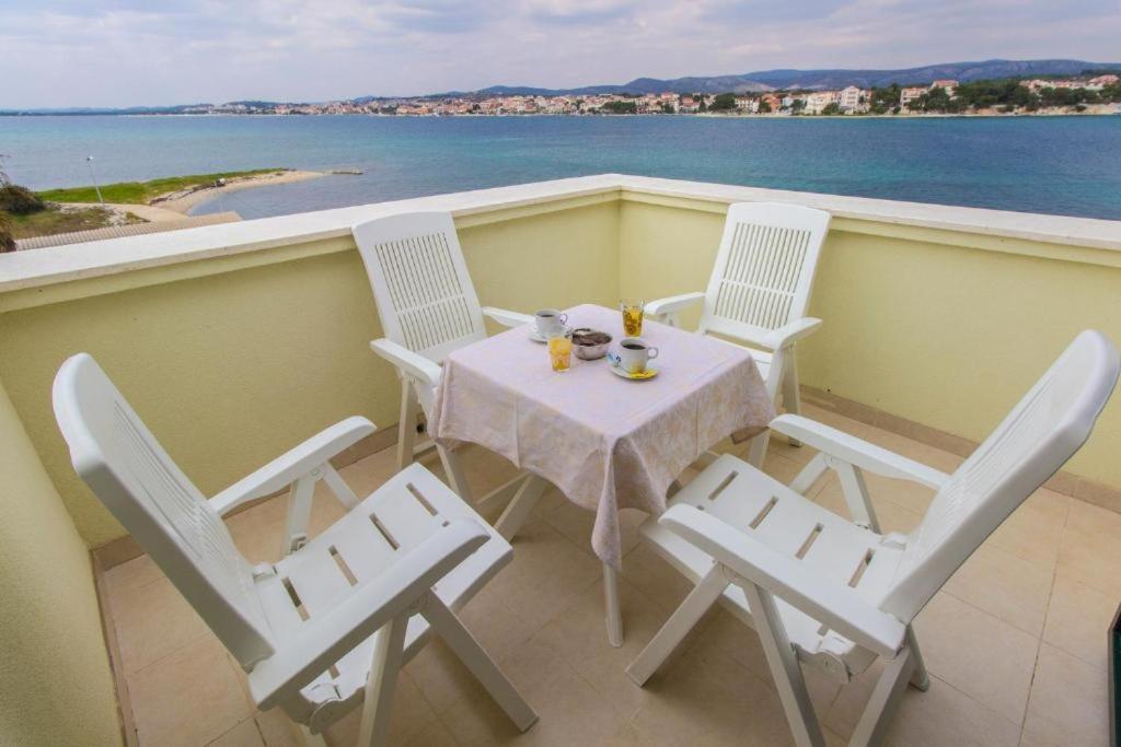 Riva 2 Apartment Krapanj Exterior foto