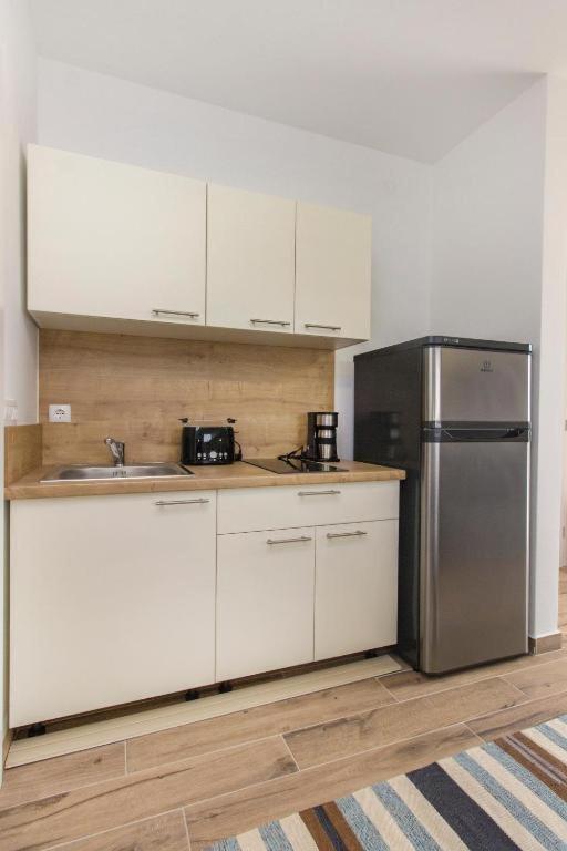 Riva 2 Apartment Krapanj Exterior foto